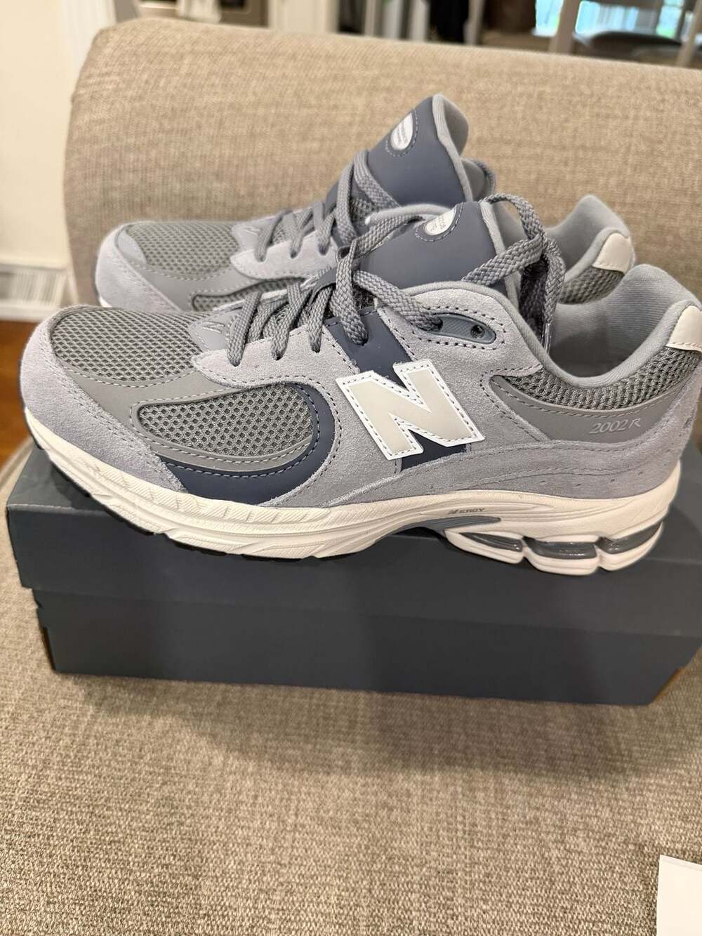 New Balance 2002R Grey Kids Size 5 GC2002ST